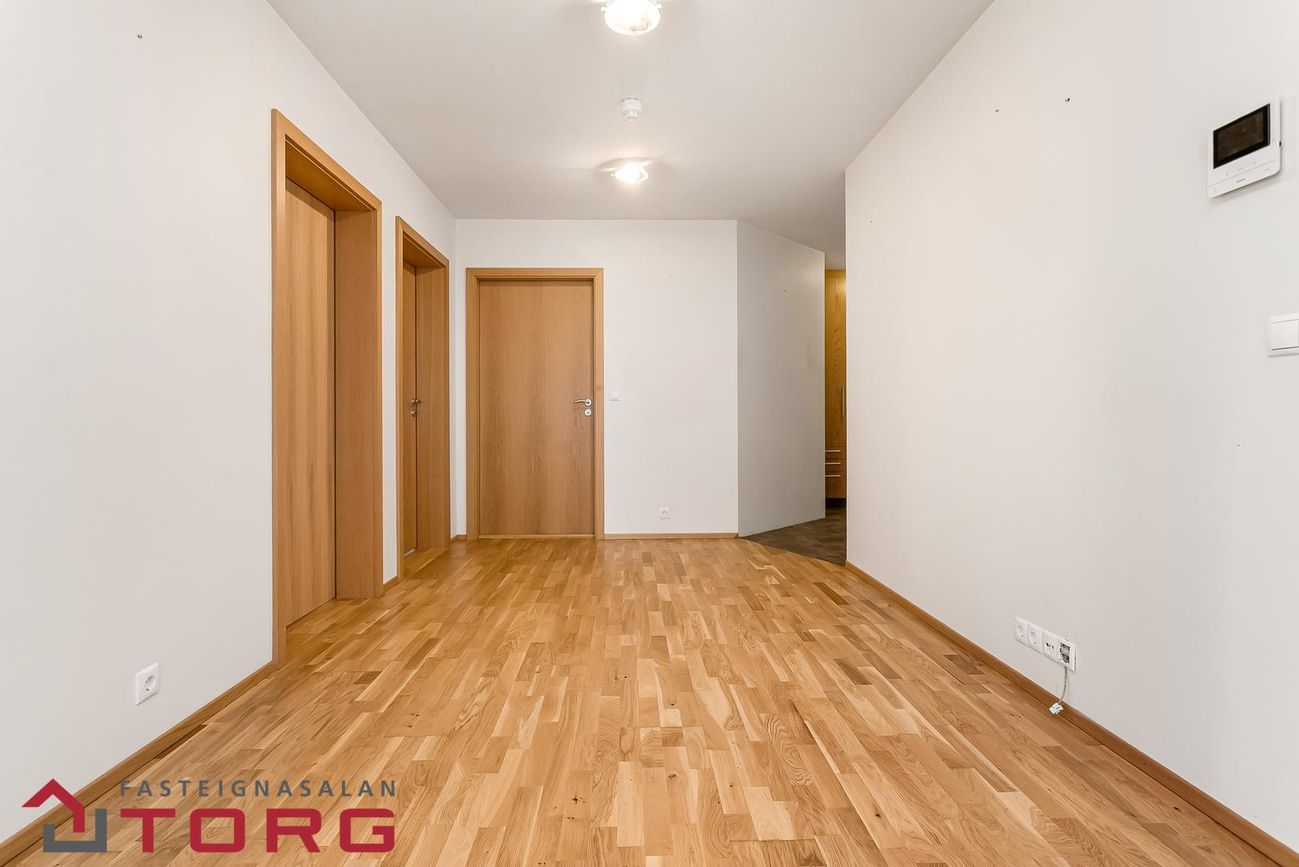 Strikið 10, 210 Garðabær