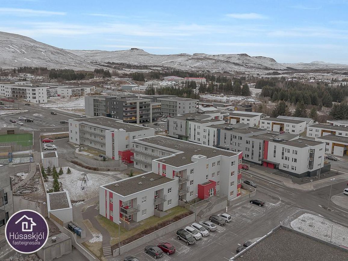 Vefarastræti 7-9, 270 Mosfellsbær