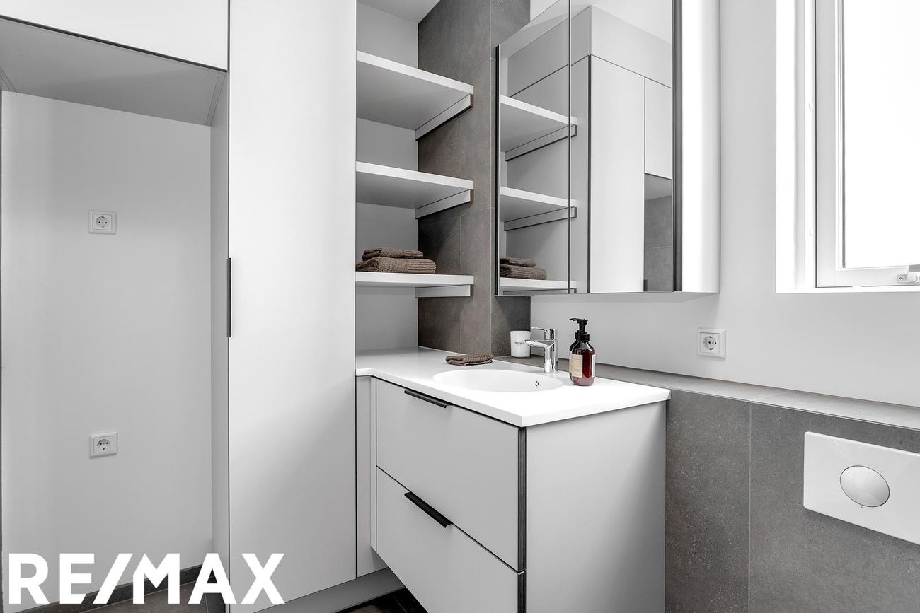 Hafnarbraut 4, 200 Kópavogur