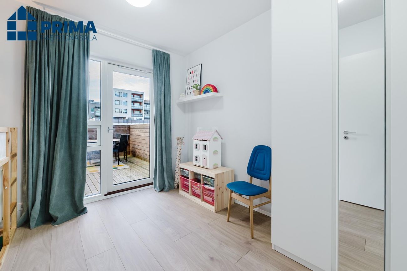 Smyrilshlíð 12, 102 Reykjavík
