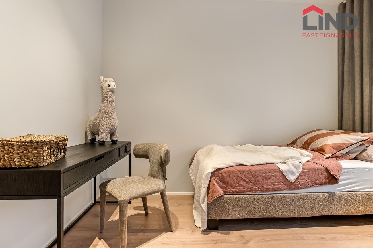 Áshamar 50 - 0407, 221 Hafnarfjörður