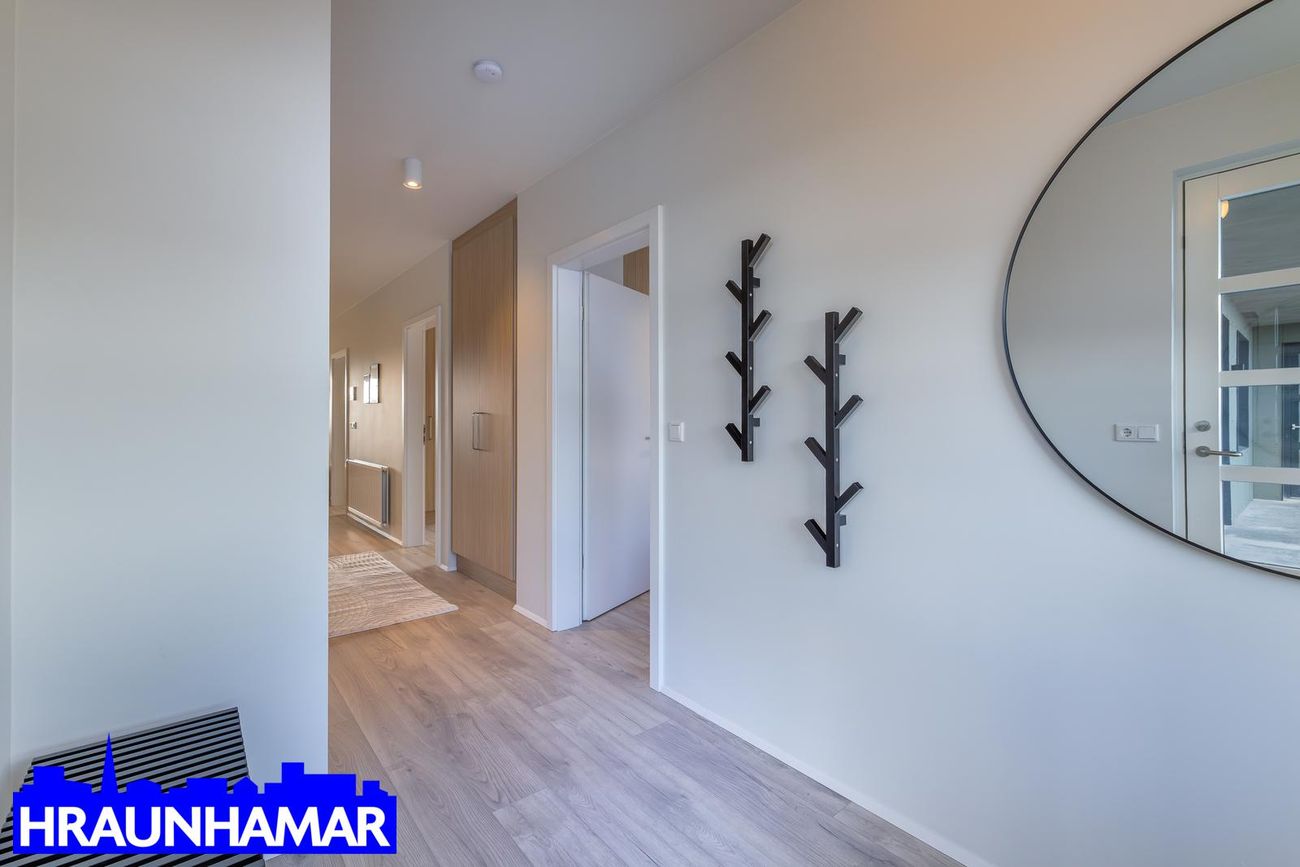 Suðurhella 14 - 0201, 221 Hafnarfjörður