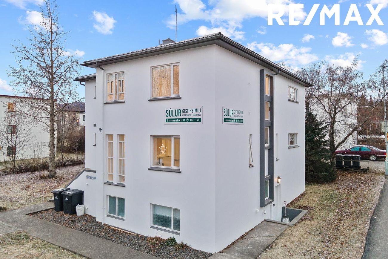 Þórunnarstræti 93