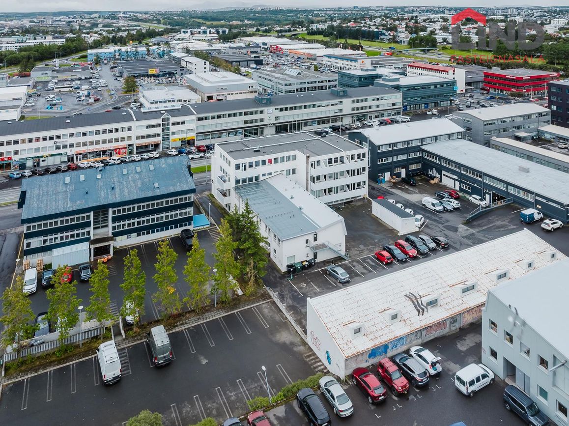 Grensásvegur 12 - 0204, 108 Reykjavík