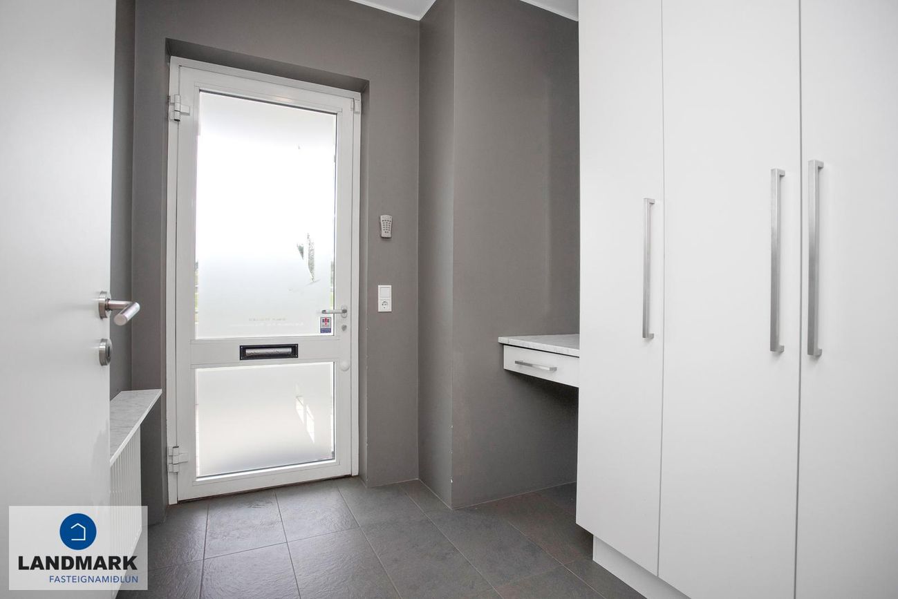 Grandahvarf 1 - 0301, 203 Kópavogur