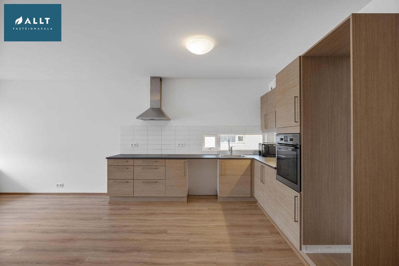 Friggjarbrunnur 53, 113 Reykjavík