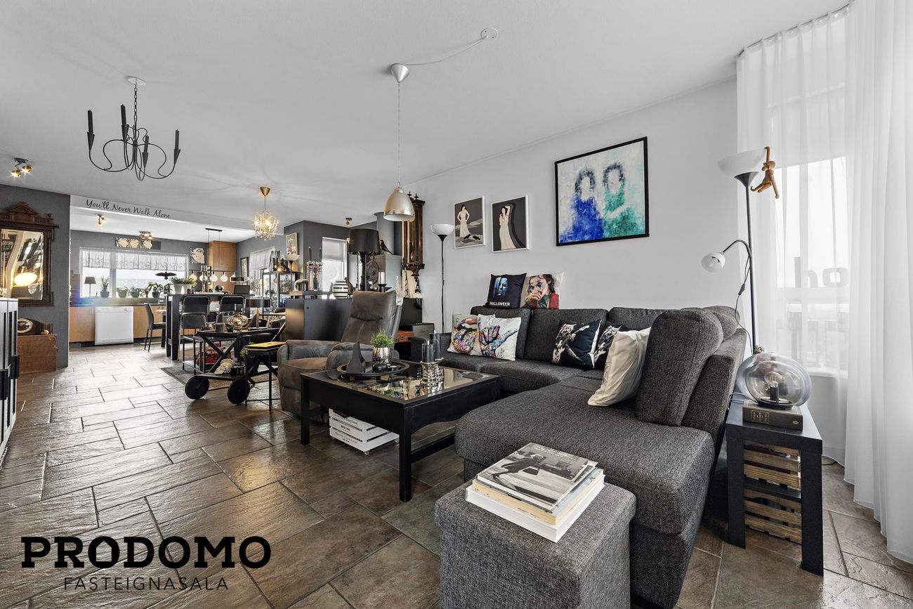 Silfurtún 8, 250 Sveitarfélagið Garður