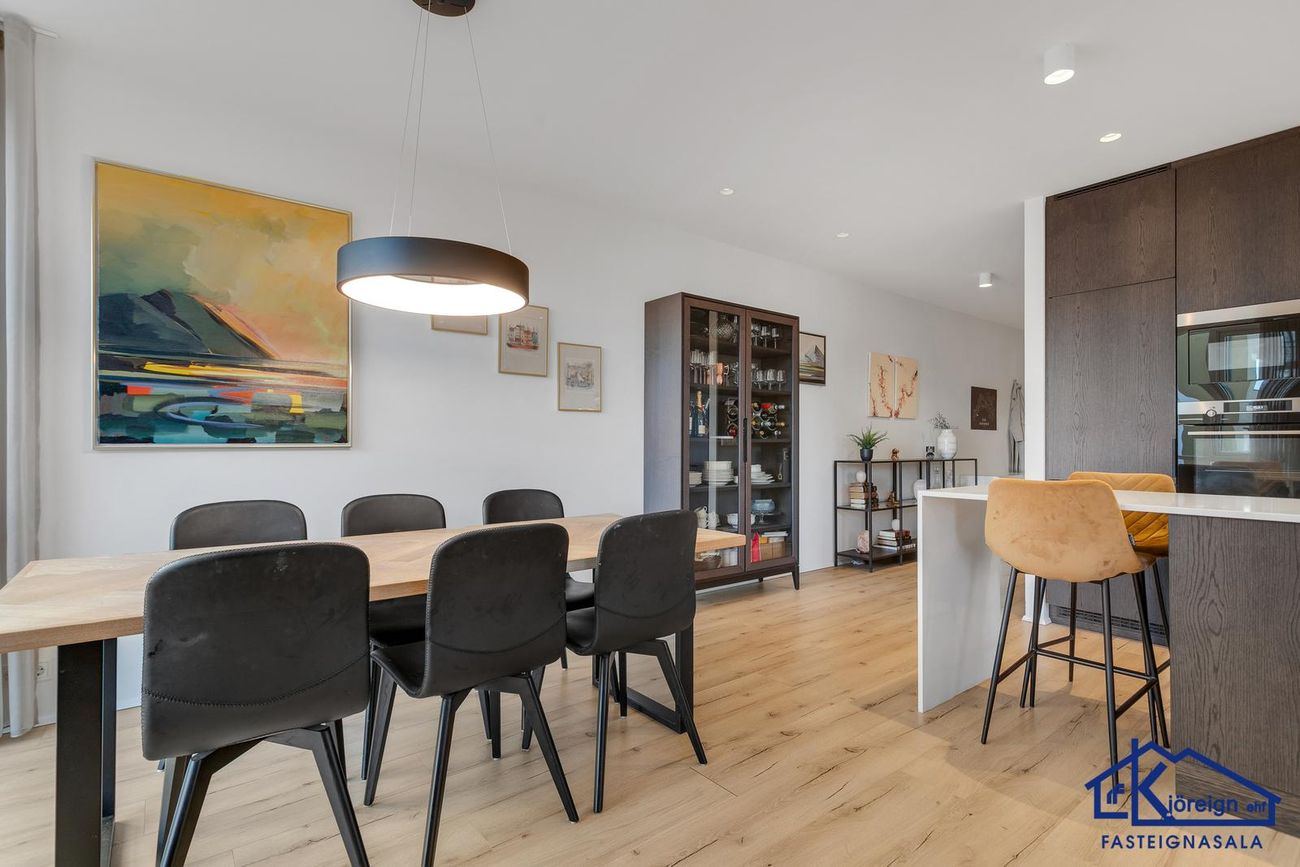 Naustavör 42, 200 Kópavogur