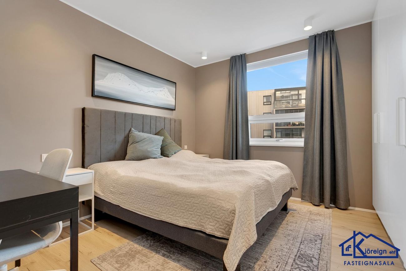Naustavör 42, 200 Kópavogur