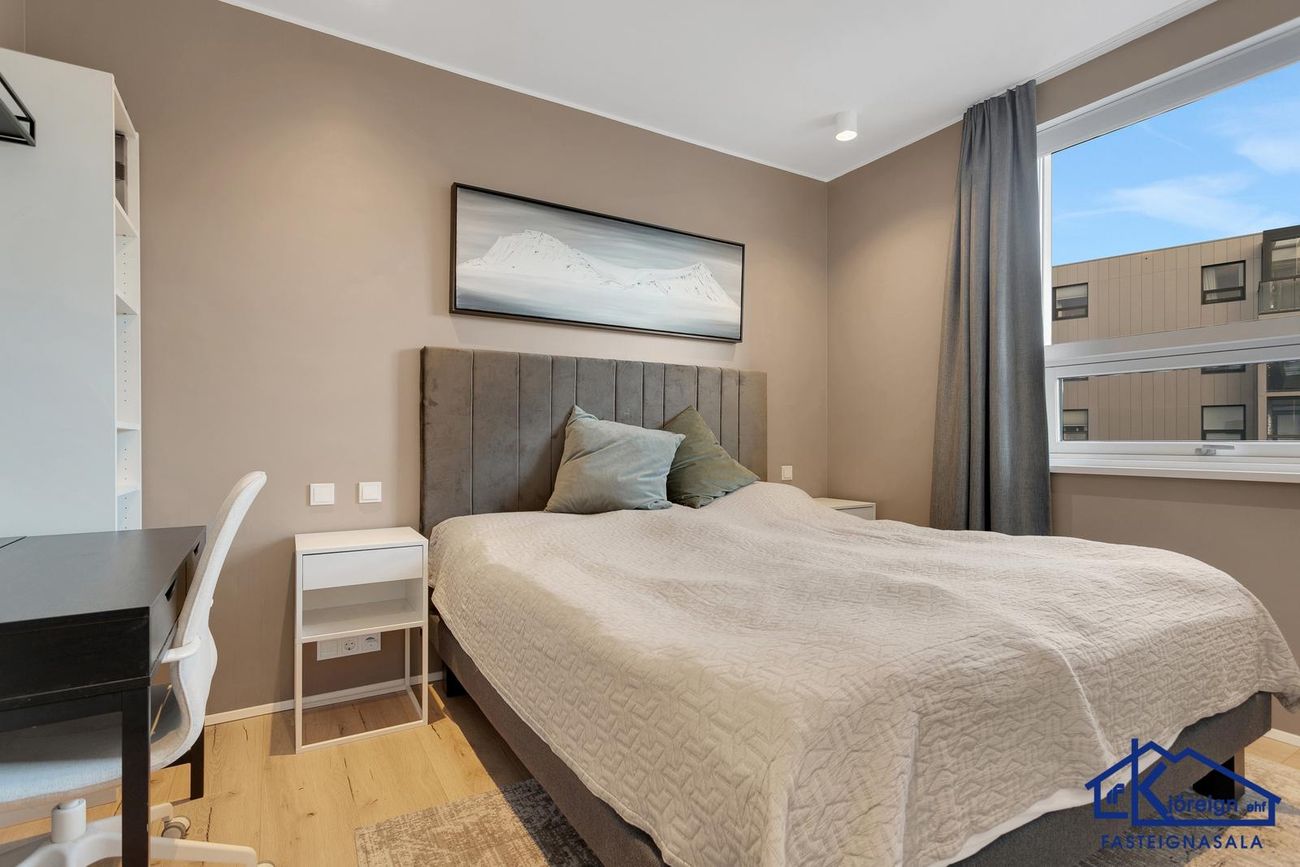 Naustavör 42, 200 Kópavogur