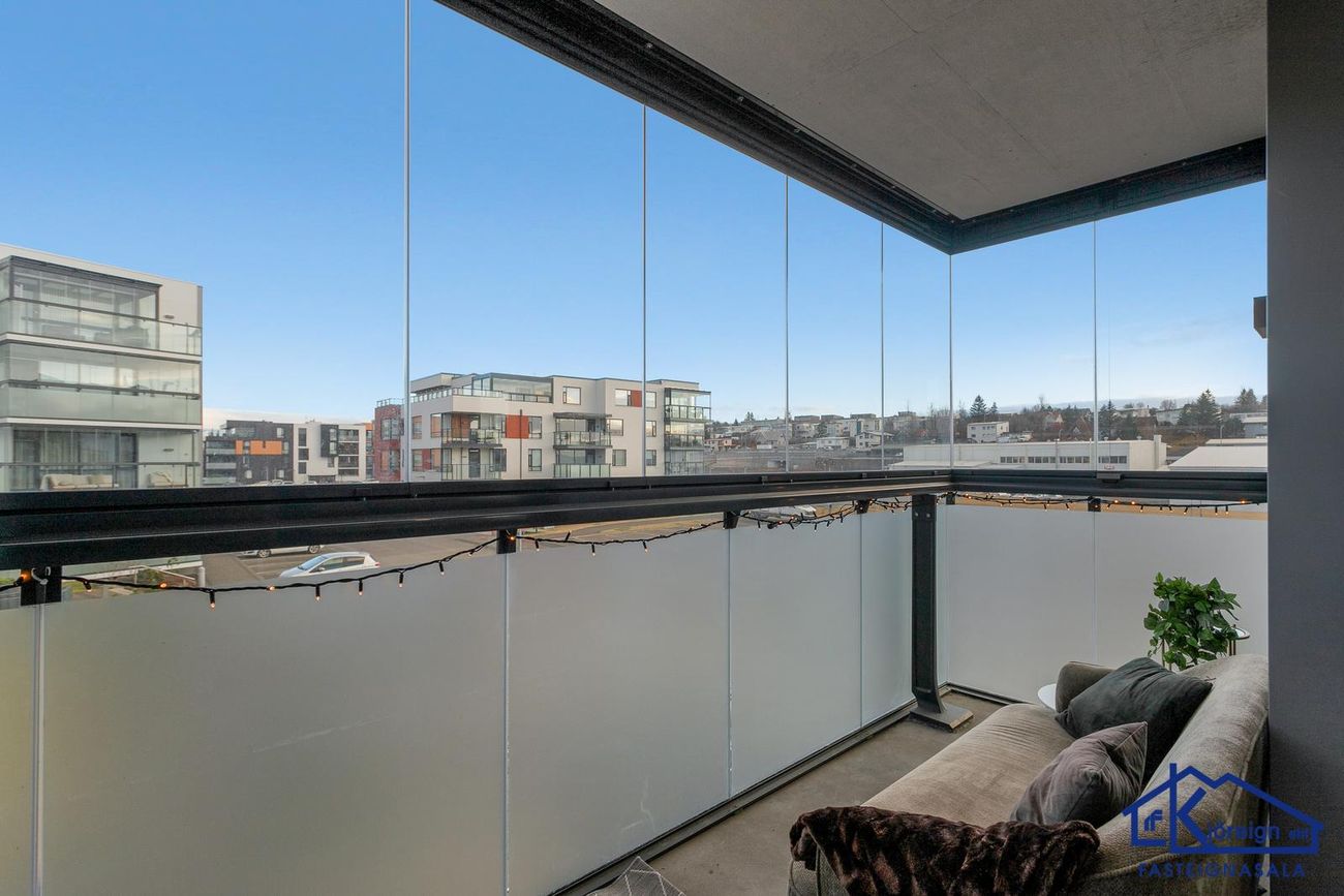 Naustavör 42, 200 Kópavogur