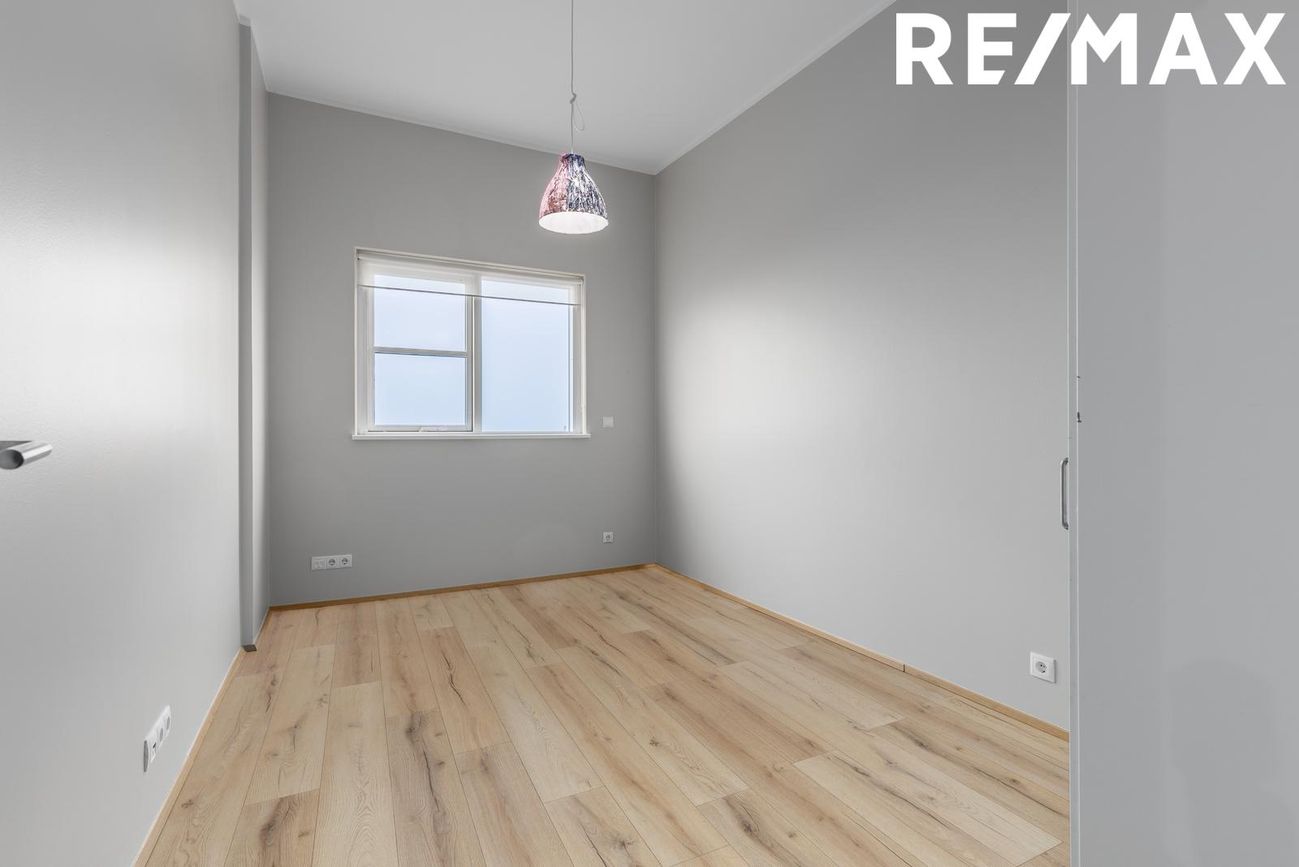 Tjarnabraut 14, 260 Reykjanesbær