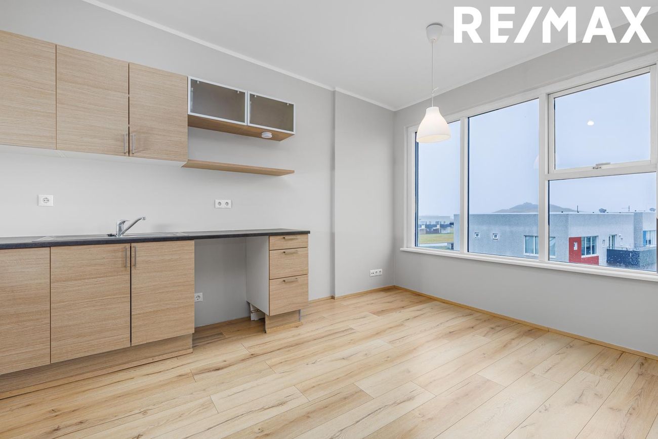 Tjarnabraut 14, 260 Reykjanesbær