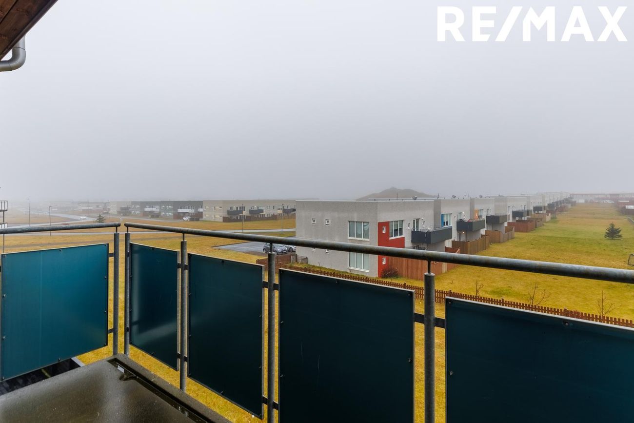 Tjarnabraut 14, 260 Reykjanesbær