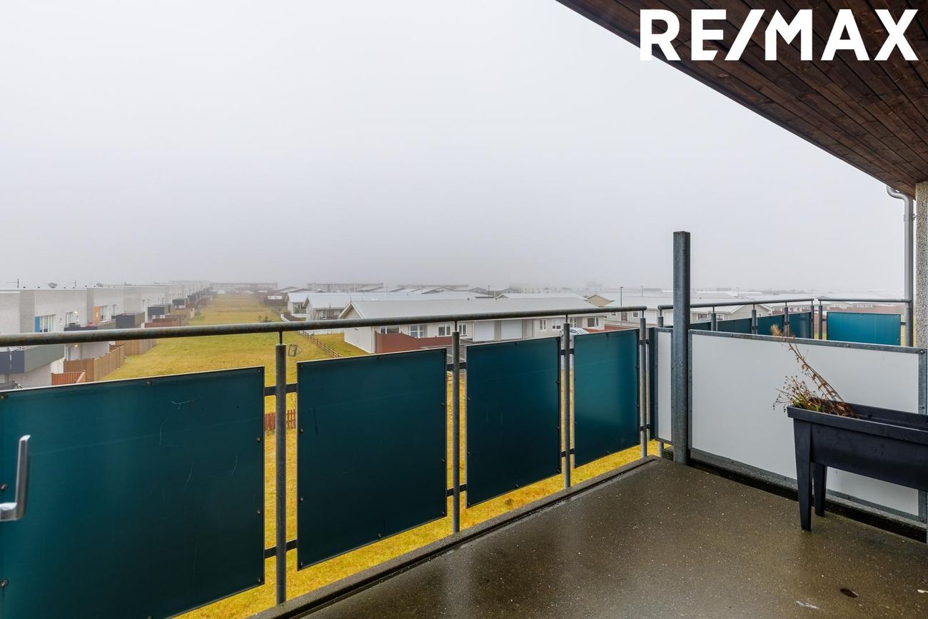 Tjarnabraut 14, 260 Reykjanesbær