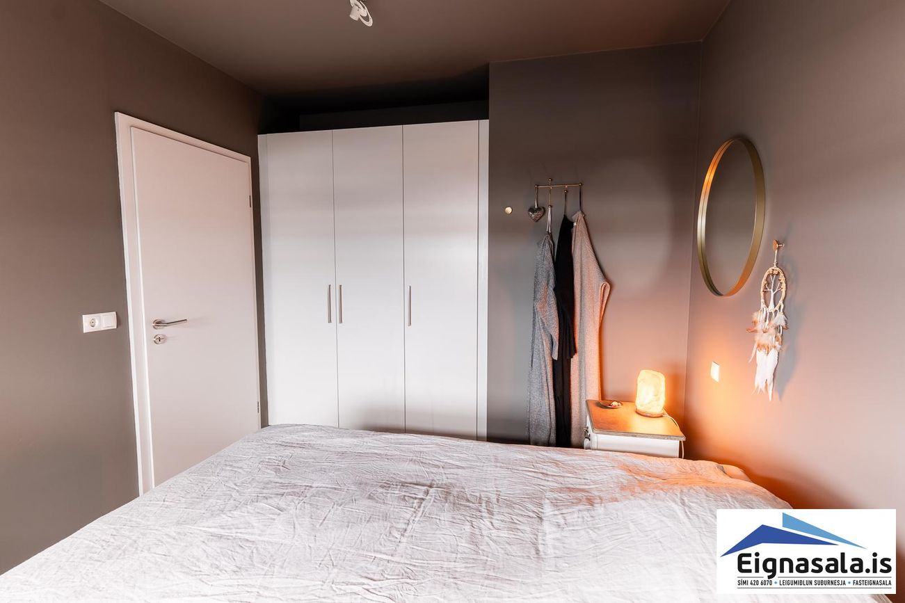 Dalsbraut 6, 260 Reykjanesbær