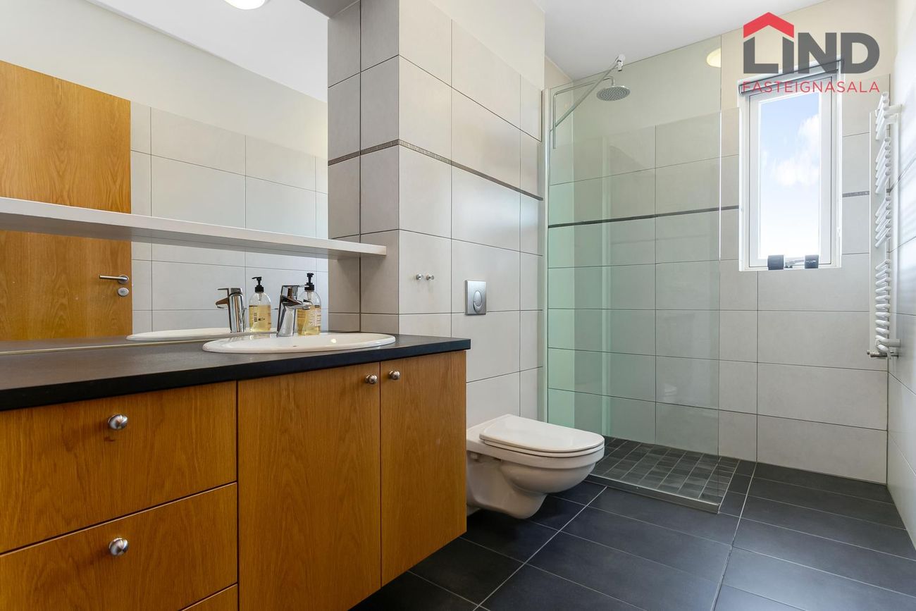 Pósthússtræti 3 - 0101, 230 Reykjanesbær