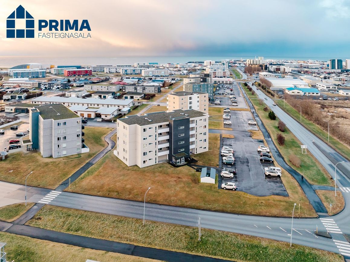 Holtsflöt 6, 300 Akranes