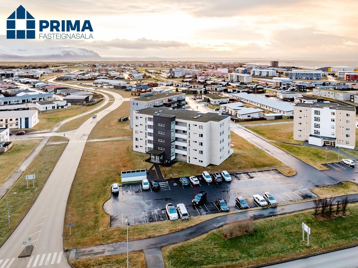 Holtsflöt 6, 300 Akranes