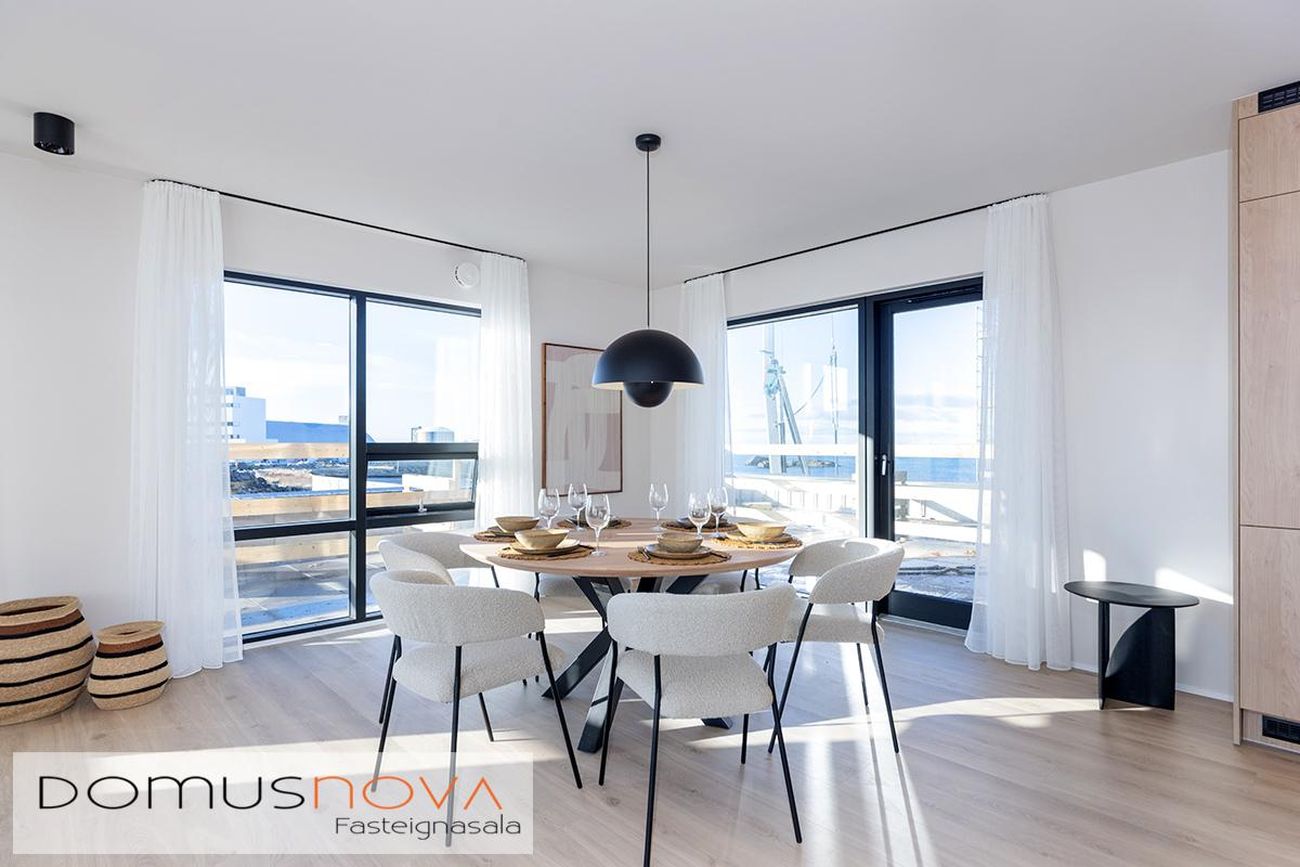 Jöfursbás 5, 112 Reykjavík