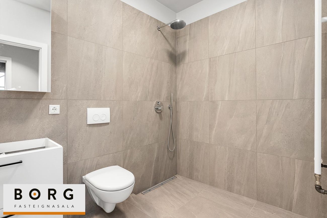 Áshamar 48 - 0304, 221 Hafnarfjörður