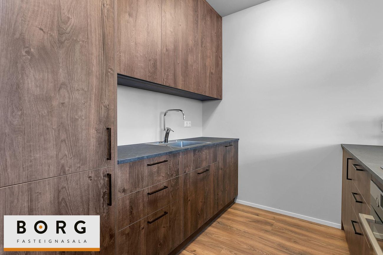 Áshamar 48 - 0304, 221 Hafnarfjörður