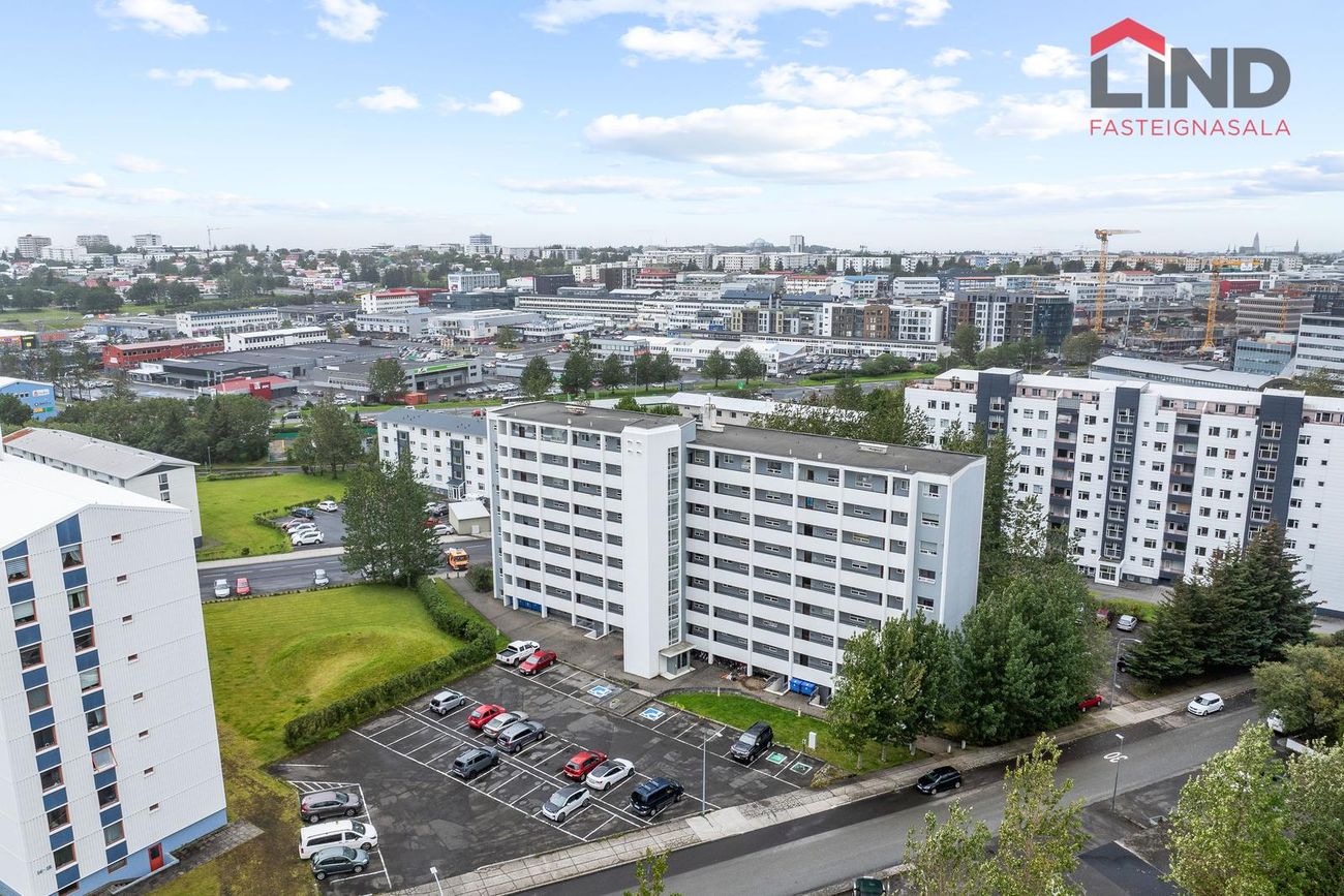 Ljósheimar 12, 104 Reykjavík