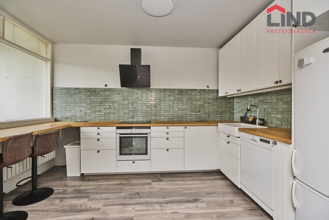 Ljósheimar 12, 104 Reykjavík