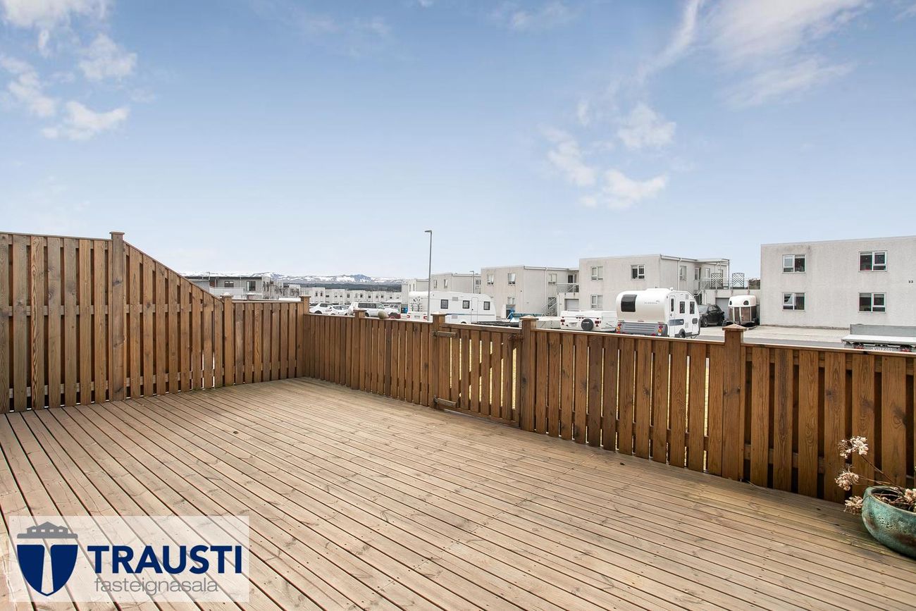 Helluvað 19, 110 Reykjavík