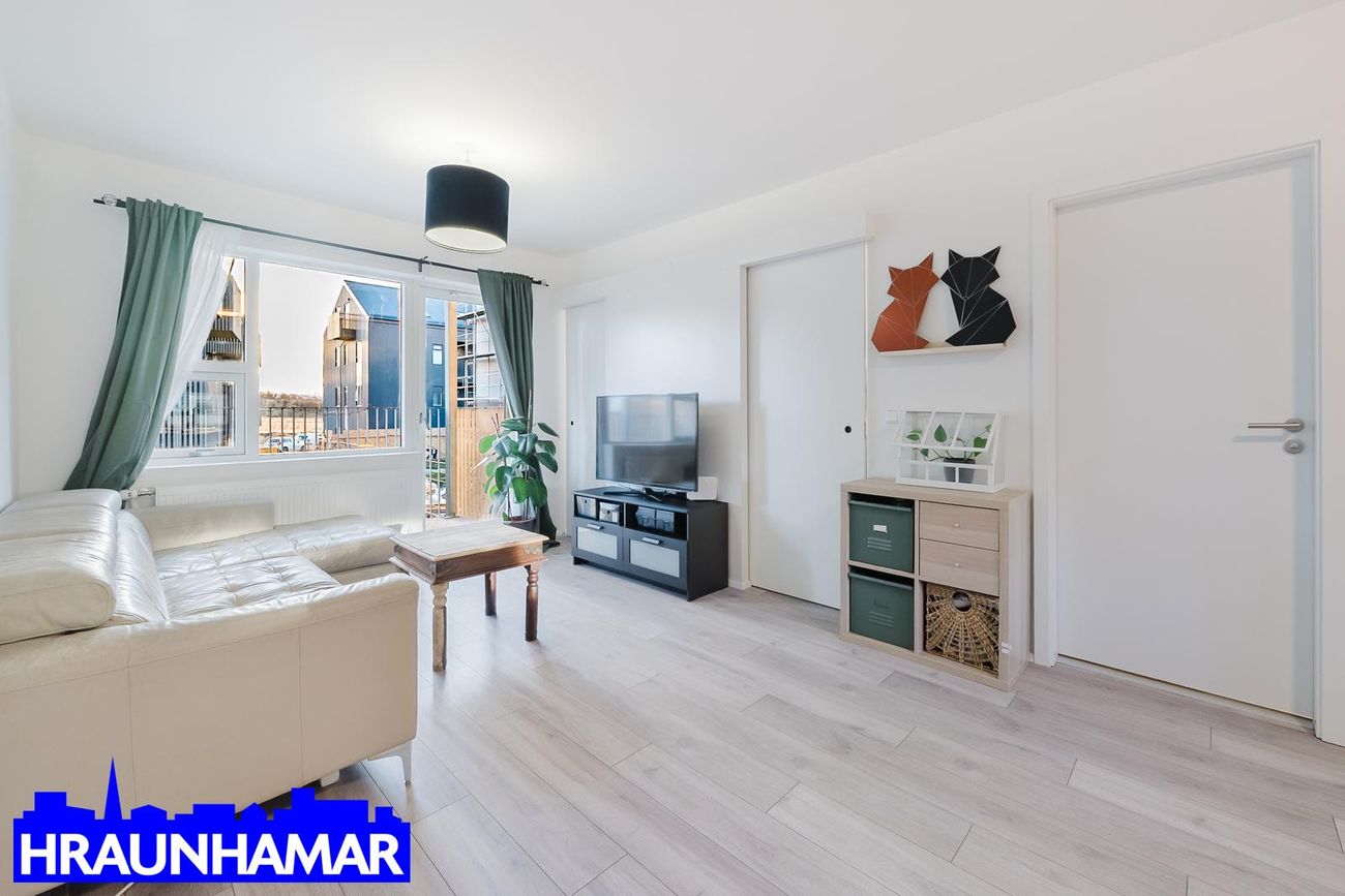 Jöfursbás 11B, 112 Reykjavík