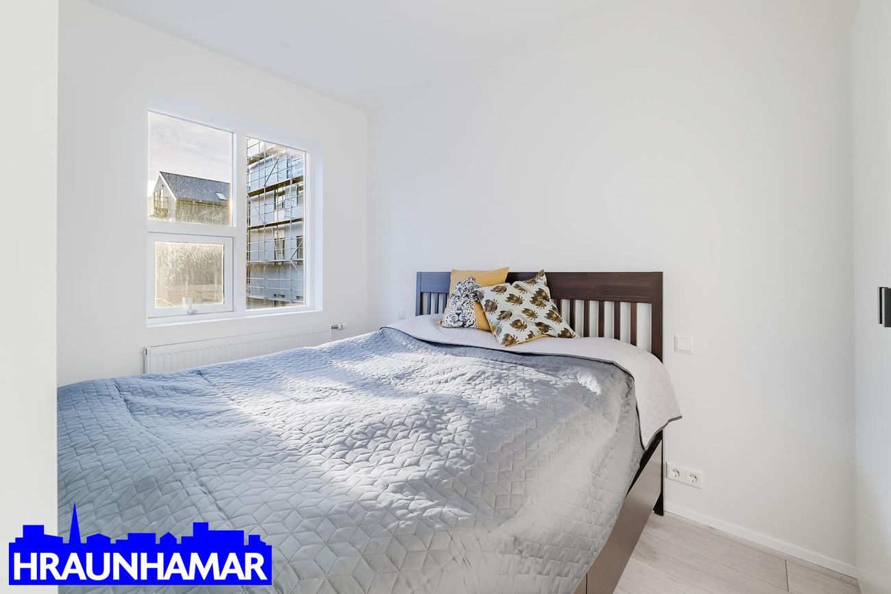 Jöfursbás 11B, 112 Reykjavík