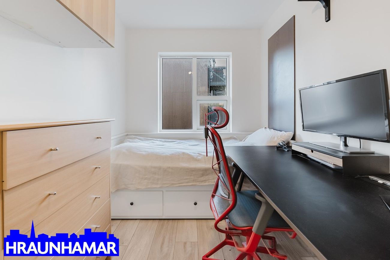 Jöfursbás 11B, 112 Reykjavík