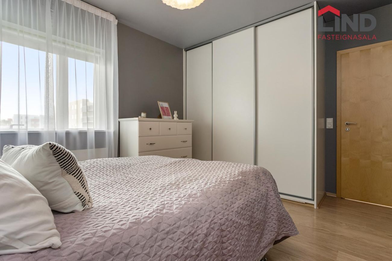 Þórðarsveigur 6, 113 Reykjavík