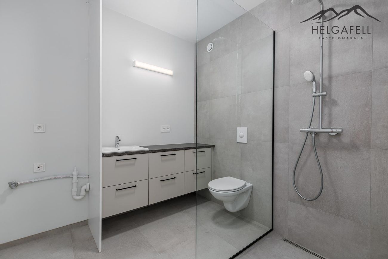 Áshamar 5 - 0202, 221 Hafnarfjörður