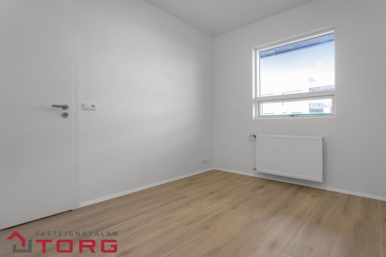 Úugata 8, 270 Mosfellsbær