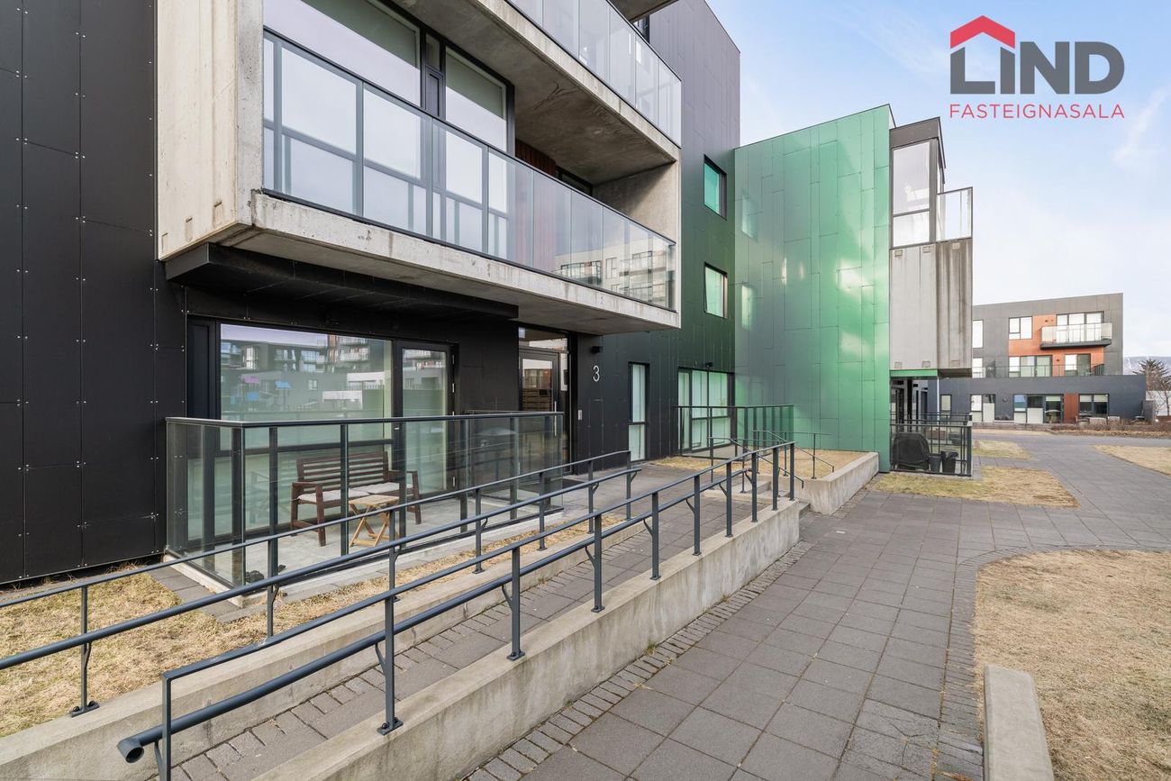 Lágaleiti 3 - 0103, 103 Reykjavík