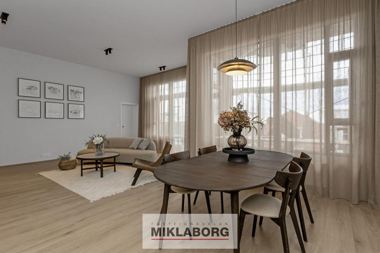 Hafnarbraut 10B, 200 Kópavogur
