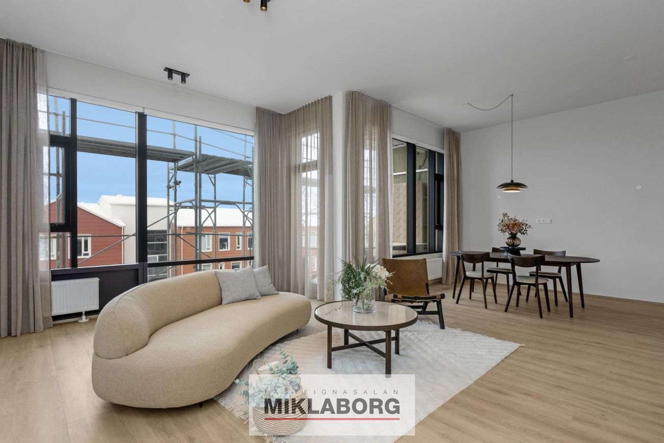 Hafnarbraut 10B, 200 Kópavogur