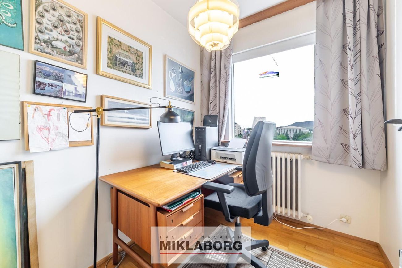 Háaleitisbraut 43, 108 Reykjavík