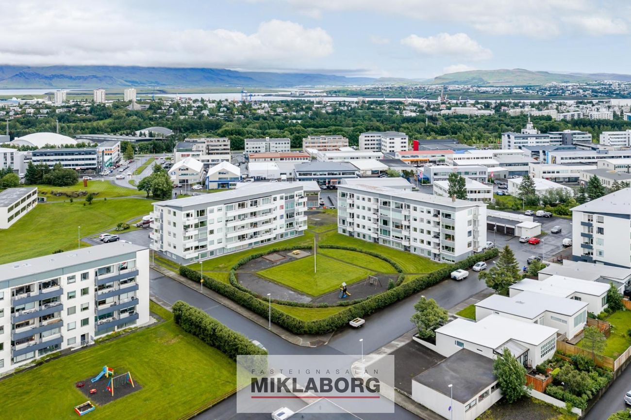 Háaleitisbraut 43, 108 Reykjavík