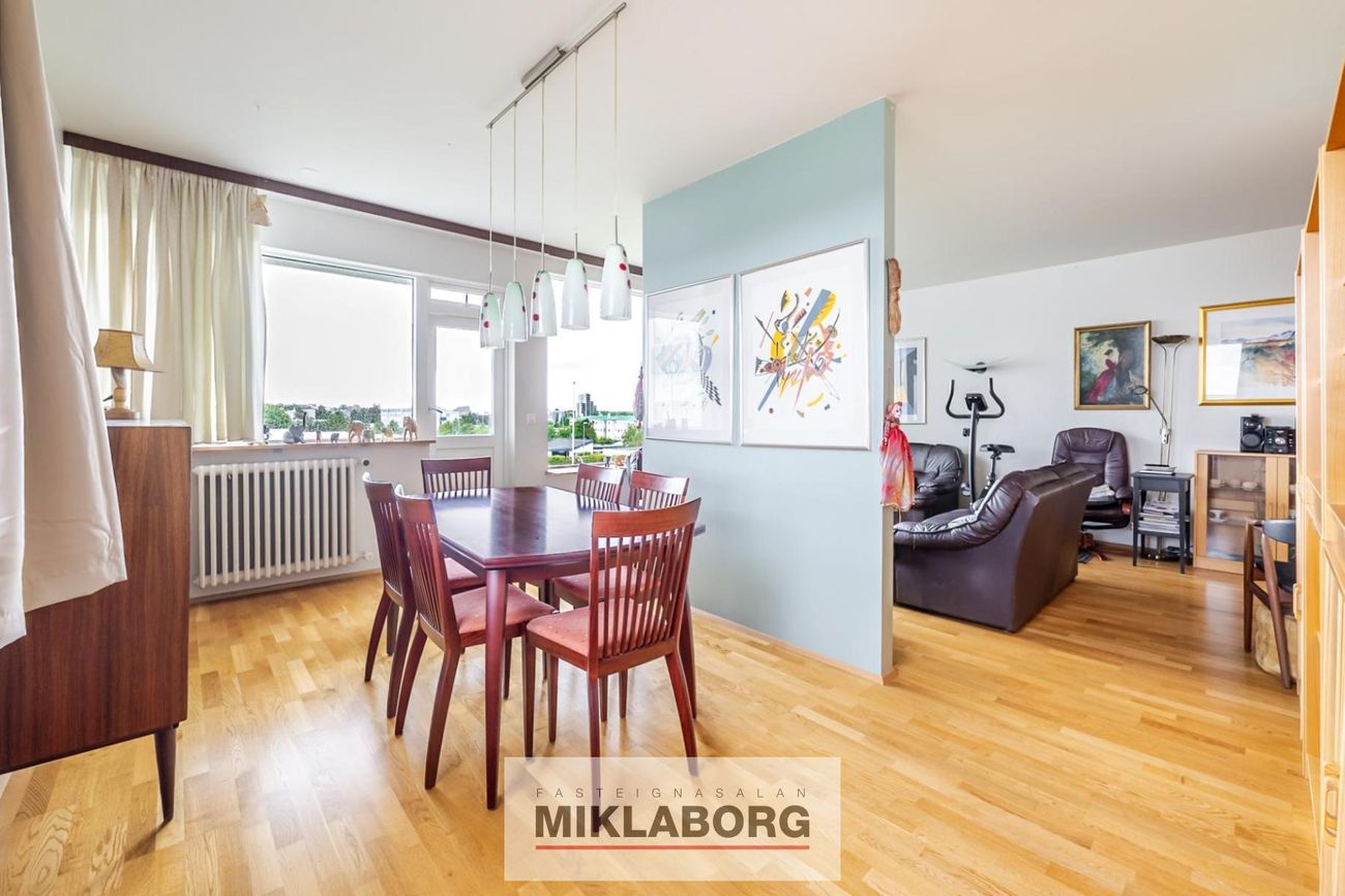 Háaleitisbraut 43, 108 Reykjavík