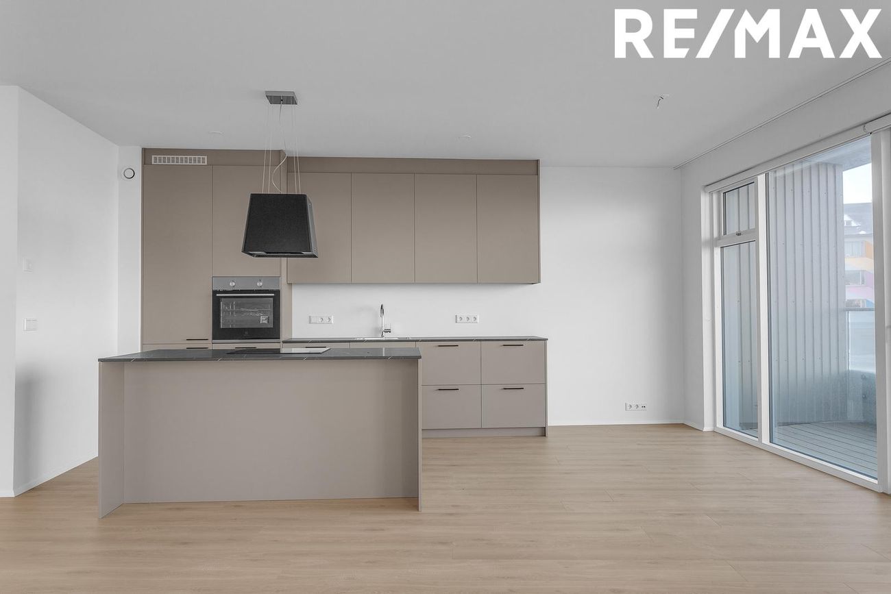 Hringbraut 120 - 0211, 101 Reykjavík