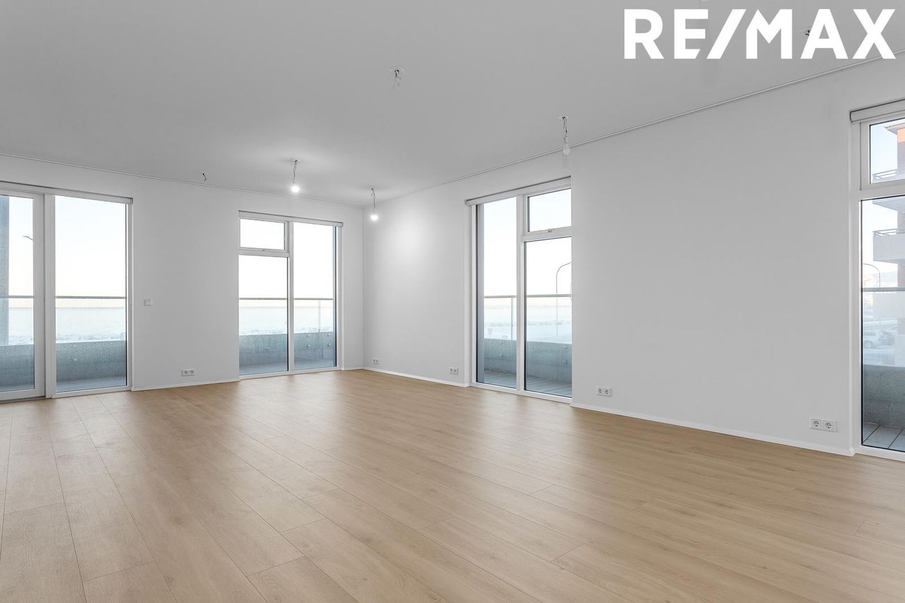 Hringbraut 120 - 0211, 101 Reykjavík