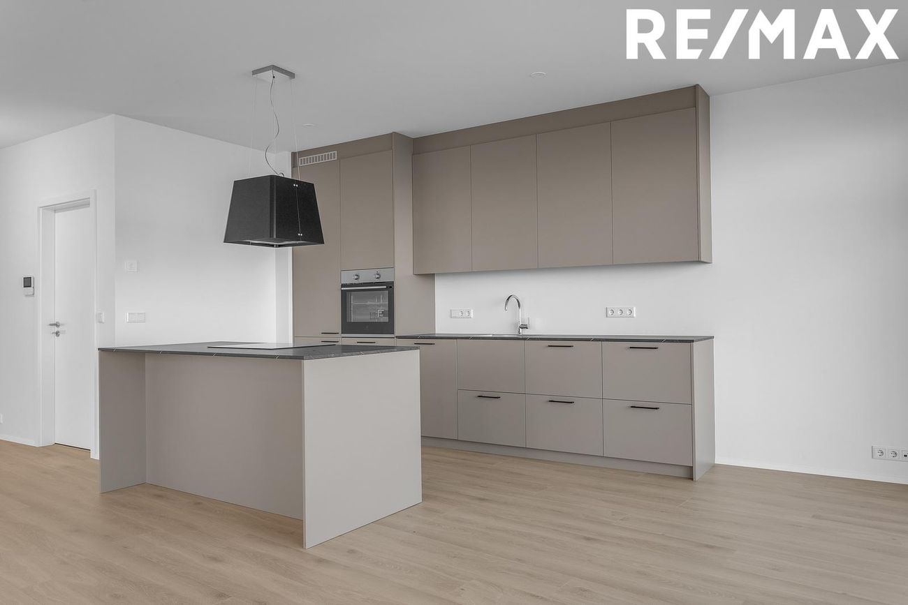 Hringbraut 120 - 0211, 101 Reykjavík