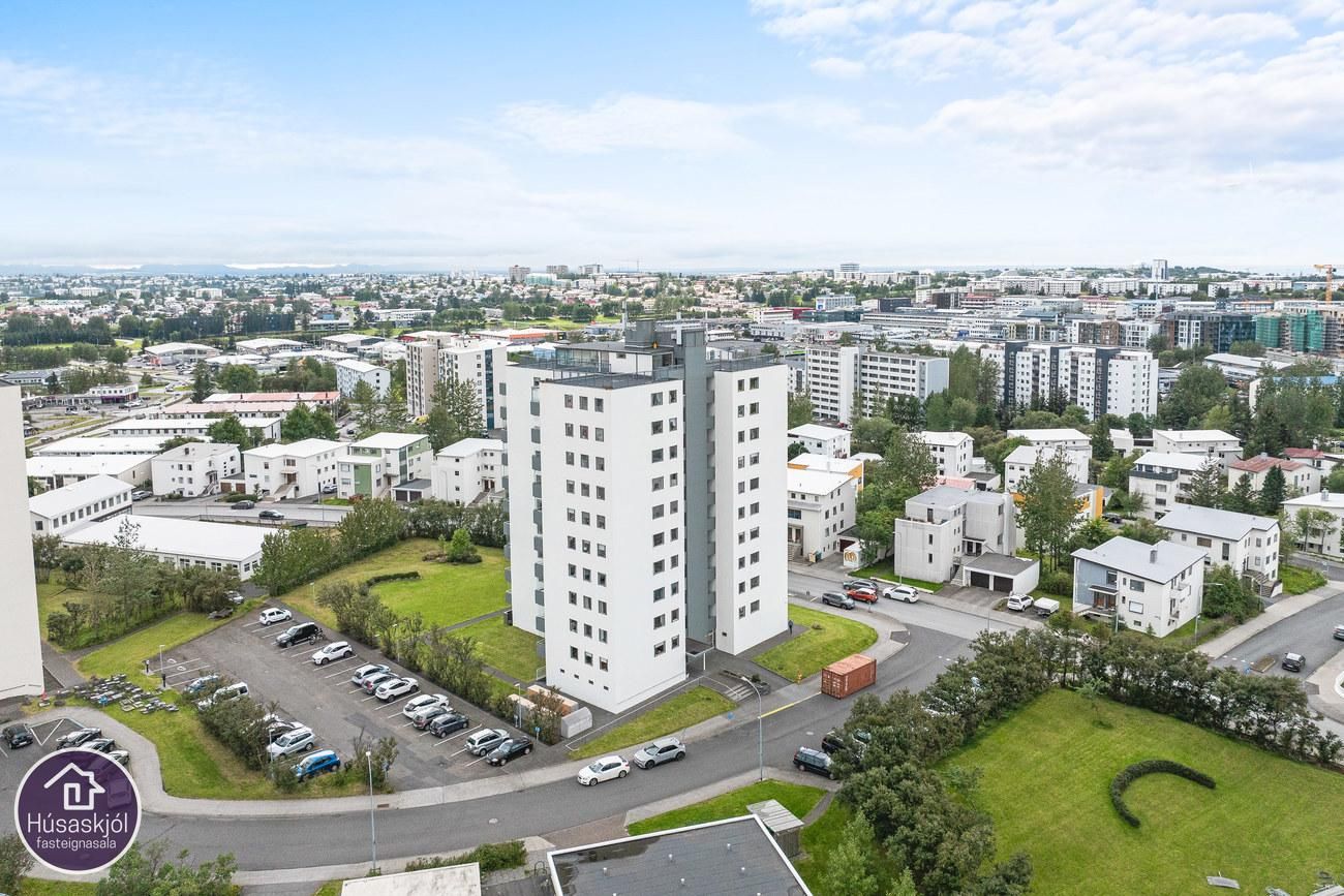Sólheimar 27, 104 Reykjavík