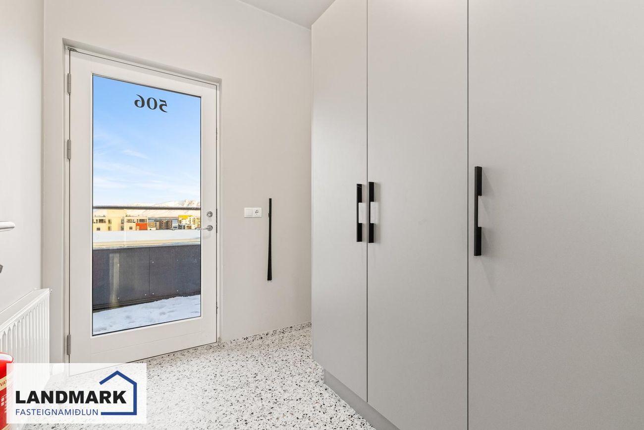 Brautarholt 20, 105 Reykjavík
