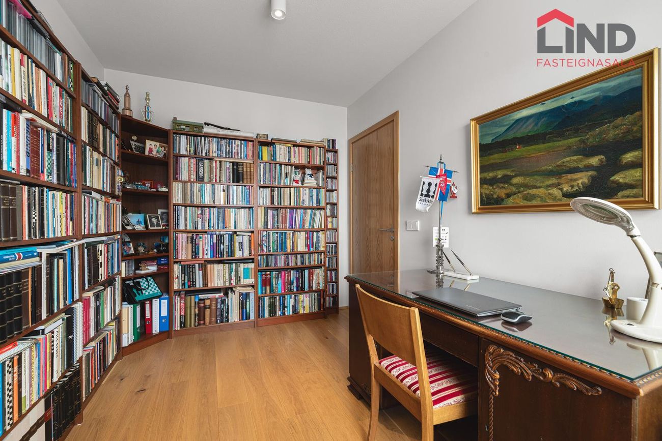 Sjafnarbrunnur 1, 113 Reykjavík