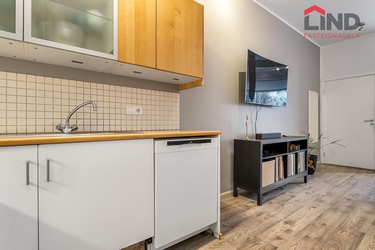 Brekkulækur 1, 105 Reykjavík