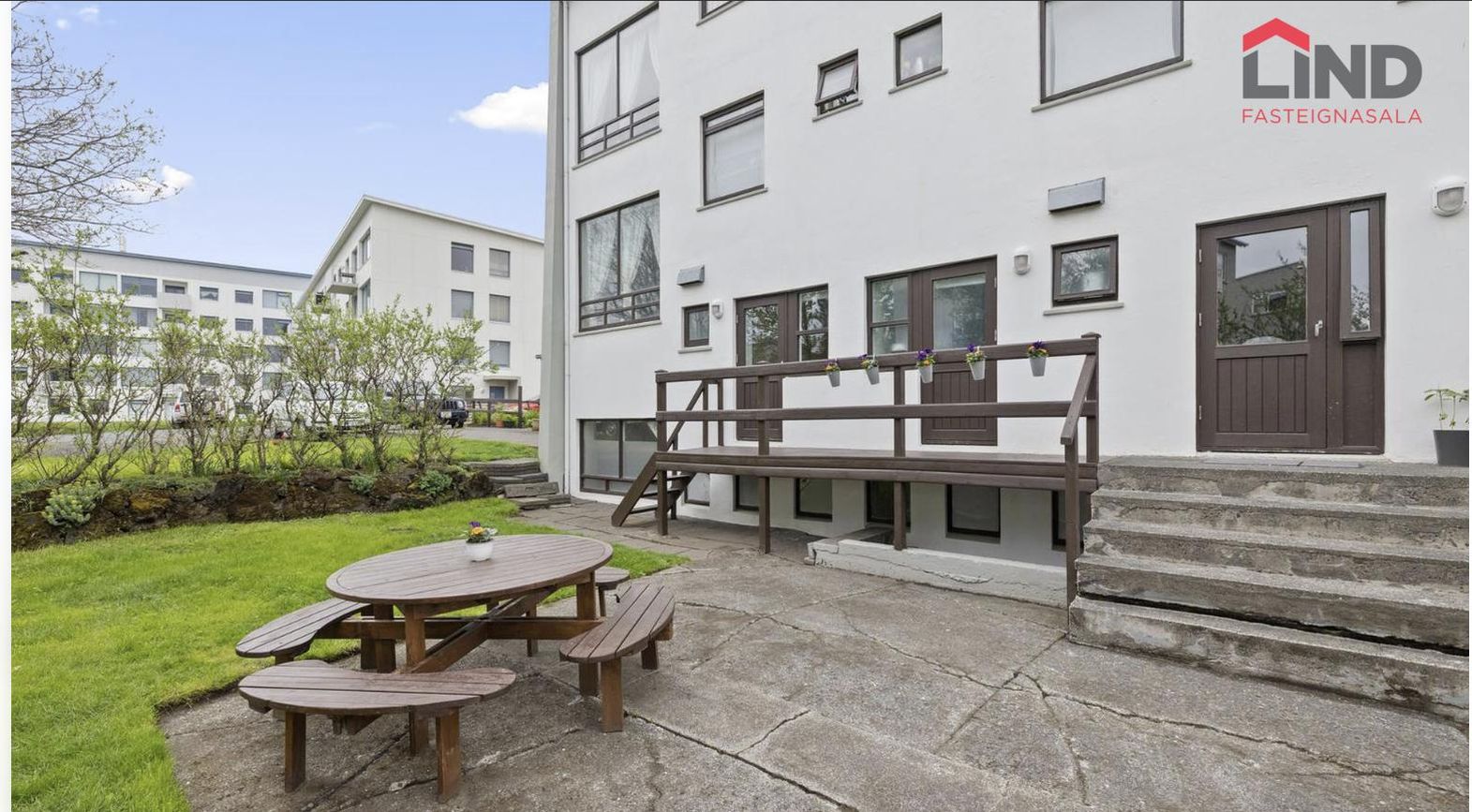 Brekkulækur 1, 105 Reykjavík