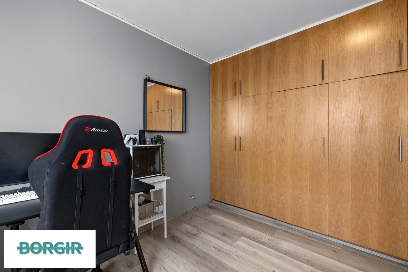 Hringbraut 74 - 0101, 230 Reykjanesbær